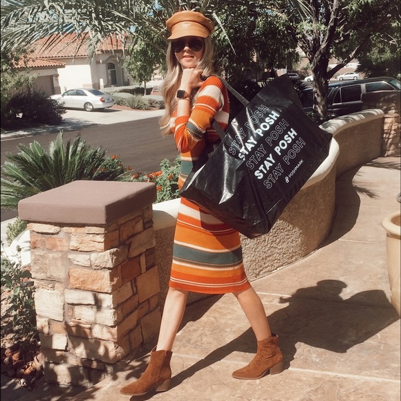 Meet your Posher Brooke - Picture 2 of 5